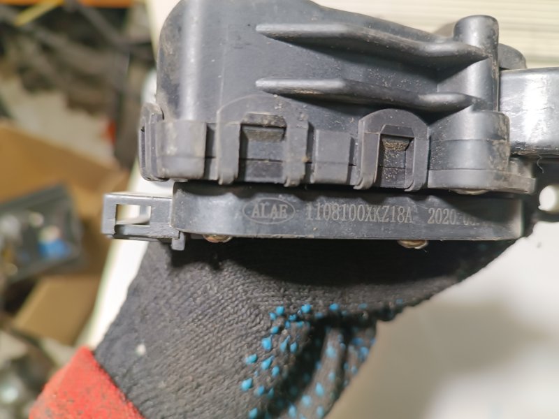 Педаль газа, 4000 рублей, Пешки