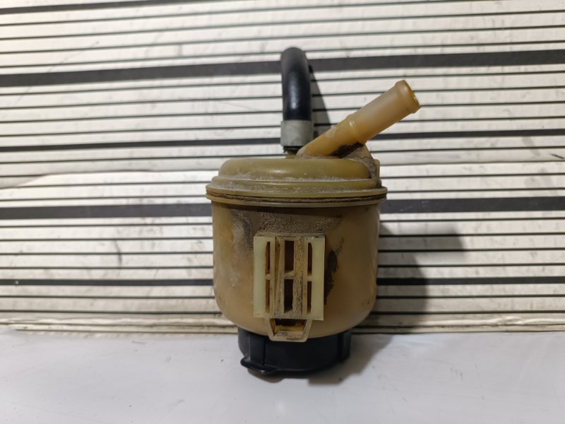 Бачок гидроусилителя руля, 500 рублей, Пешки