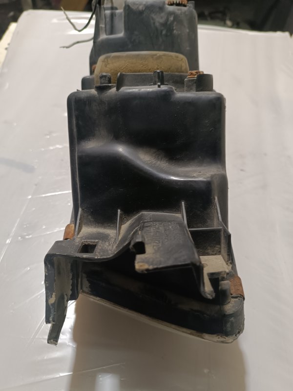 Фара, 2000 рублей, Пешки