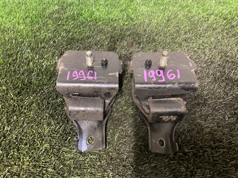 Подушка двигателя, 2000 рублей, Пешки