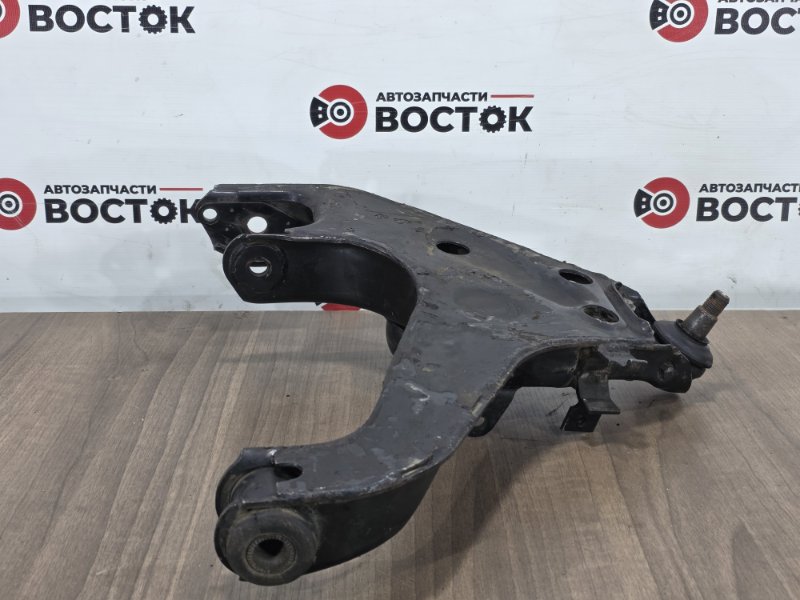 Рычаг нижний, 3000 рублей, Пешки