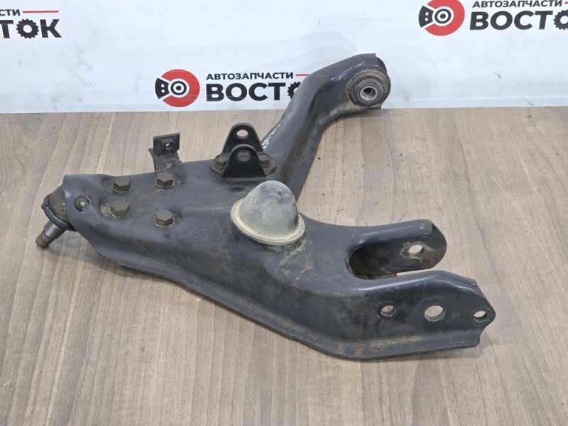 Рычаг нижний, 3000 рублей, Пешки