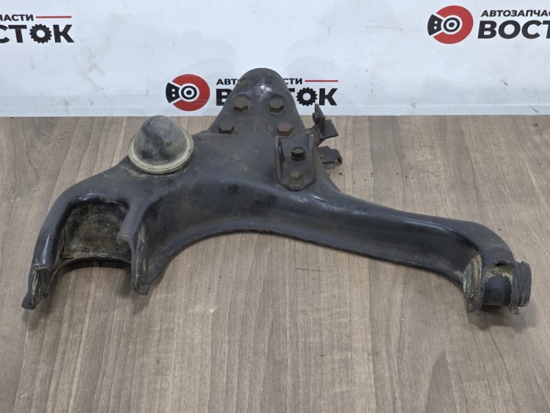 Рычаг нижний, 3000 рублей, Пешки