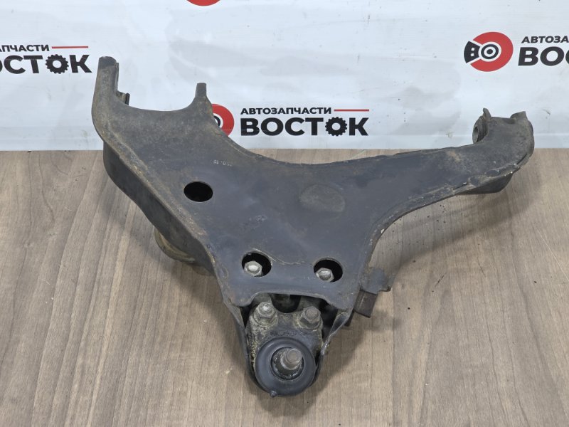 Рычаг нижний, 3000 рублей, Пешки