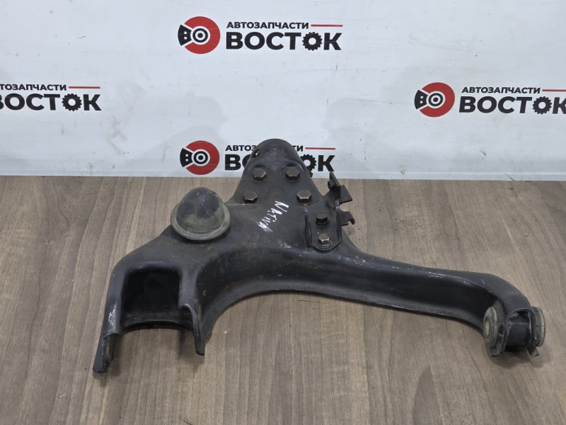 Рычаг нижний, 3000 рублей, Пешки