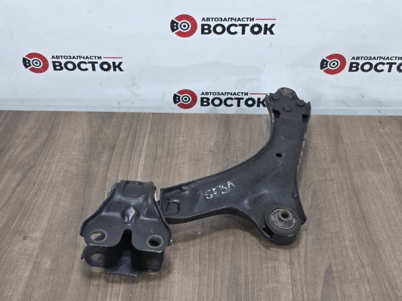 Рычаг нижний, 2500 рублей, Пешки