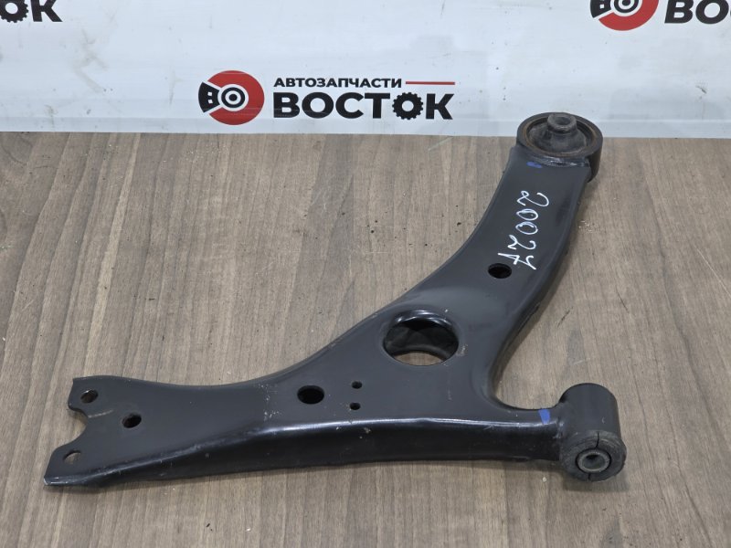 Рычаг нижний, 3500 рублей, Пешки