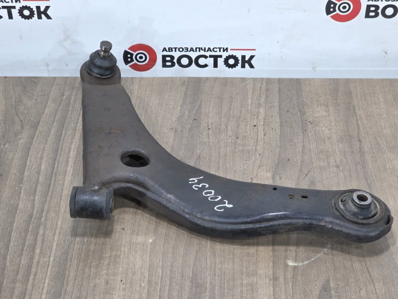 Рычаг нижний, 2500 рублей, Пешки