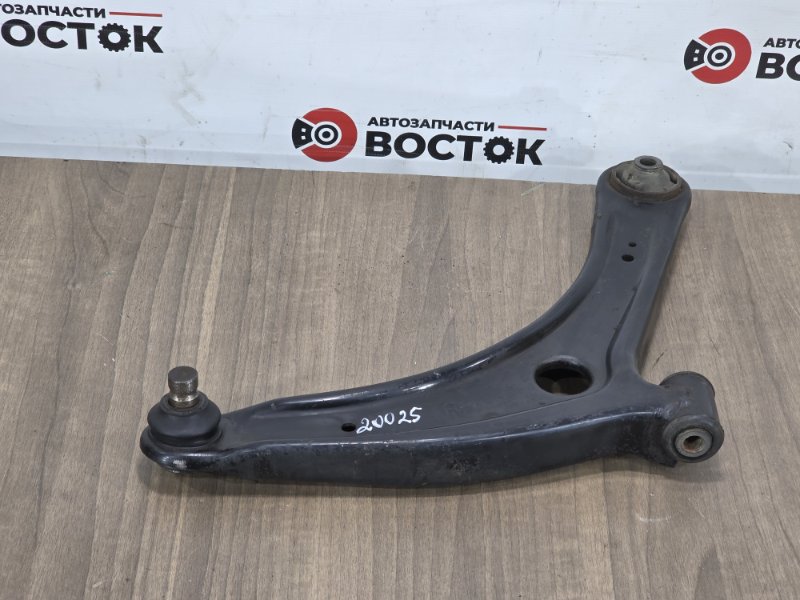 Рычаг нижний, 2000 рублей, Пешки