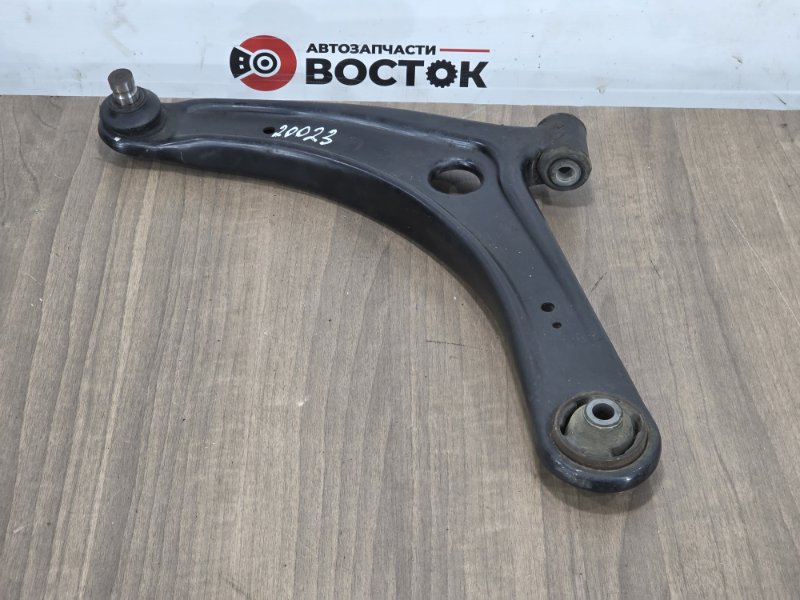 Рычаг нижний, 2000 рублей, Пешки