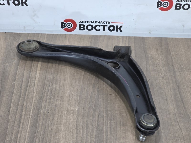 Рычаг нижний, 2000 рублей, Пешки