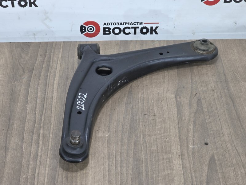 Рычаг нижний, 2000 рублей, Пешки