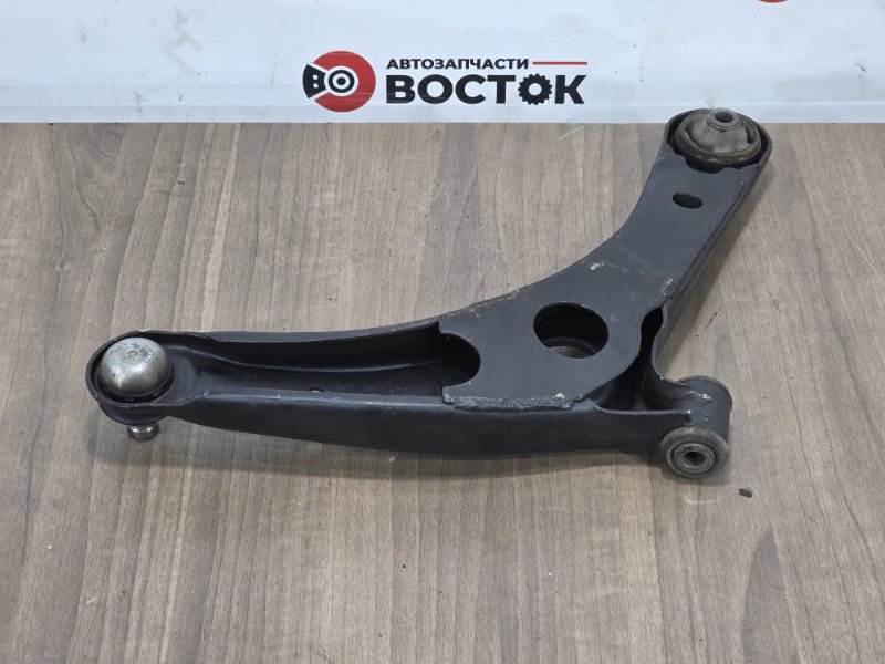 Рычаг нижний, 2000 рублей, Пешки