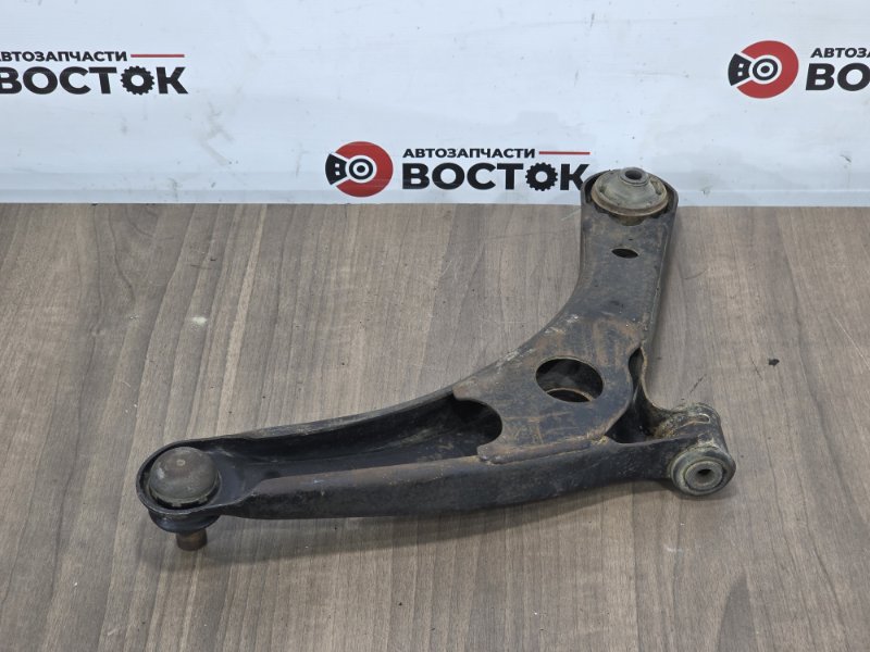 Рычаг нижний, 2000 рублей, Пешки