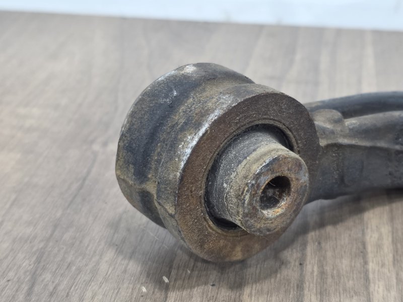 Рычаг нижний, 3500 рублей, Пешки