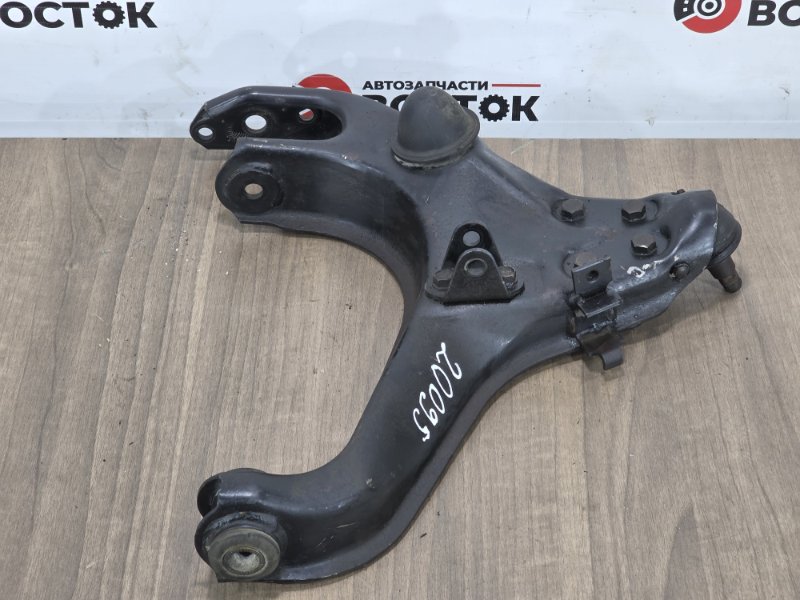 Рычаг нижний, 3000 рублей, Пешки