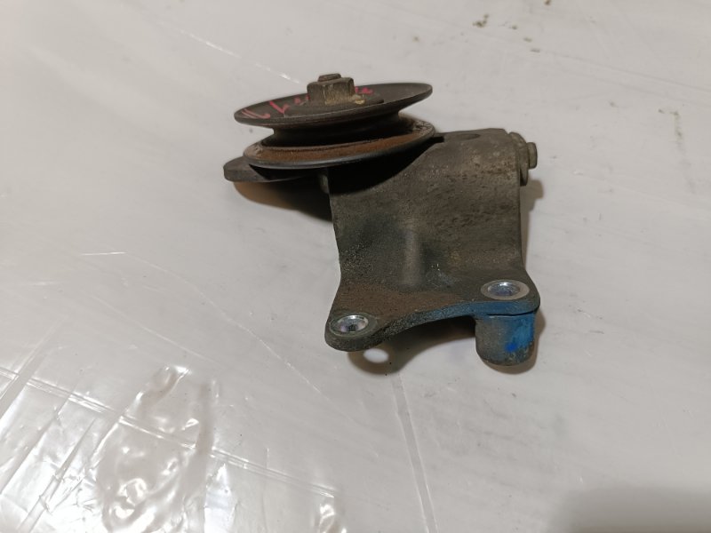 Натяжитель ремня кондиционера, 1000 рублей, Пешки