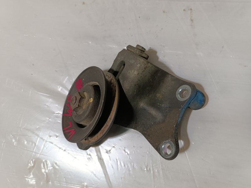 Натяжитель ремня кондиционера, 1000 рублей, Пешки