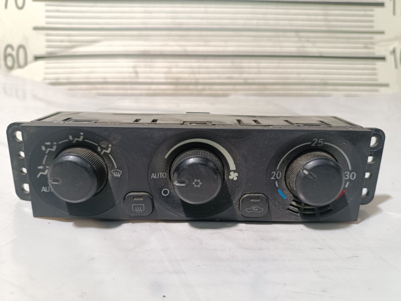 Блок управления климат-контролем, 3000 рублей, Пешки