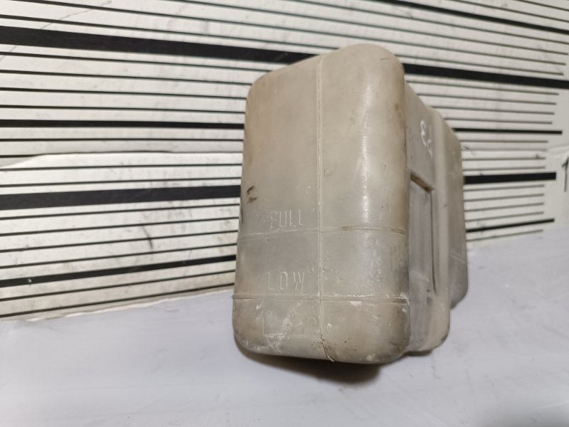 Бачок расширительный, 500 рублей, Пешки