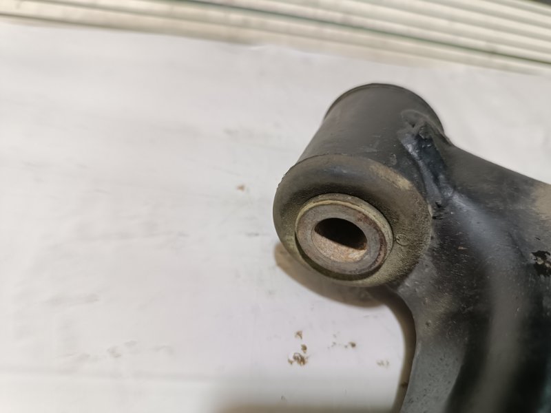 Рычаги подвески, 2000 рублей, Пешки