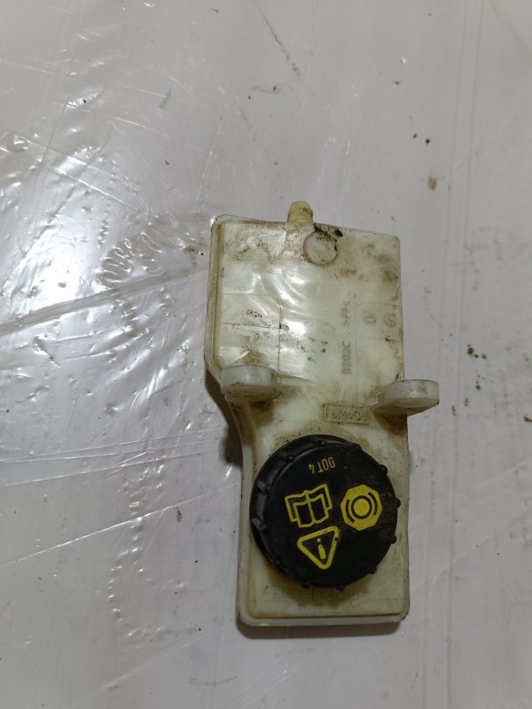 Бачок для тормозной жидкости, 700 рублей, Пешки