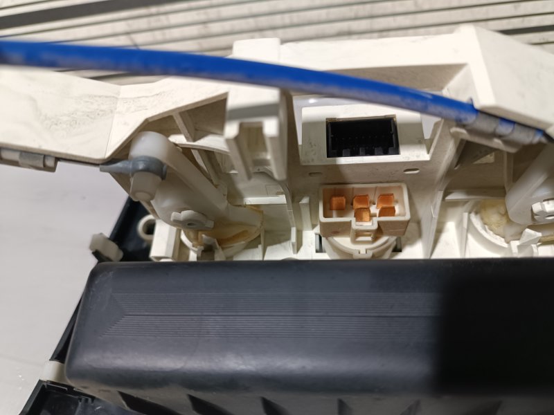 Консоль центральная, 5000 рублей, Пешки