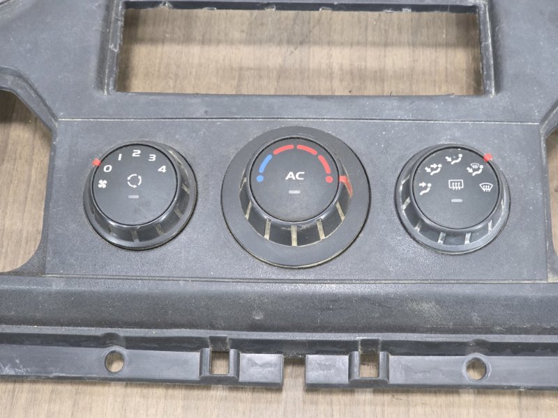 Блок управления климат-контролем, 3500 рублей, Пешки