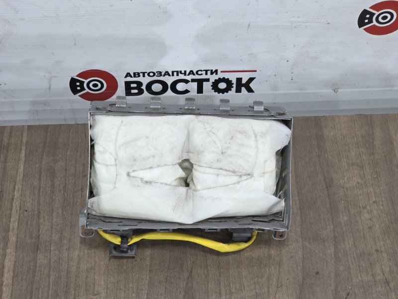 Подушка безопасности пассажира, 4000 рублей, Пешки