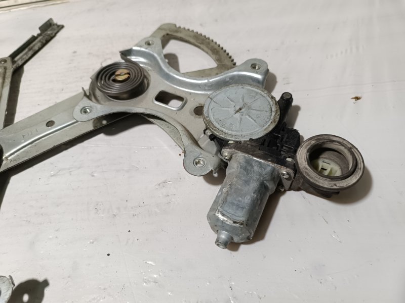 Стеклоподъемный механизм, 1000 рублей, Пешки