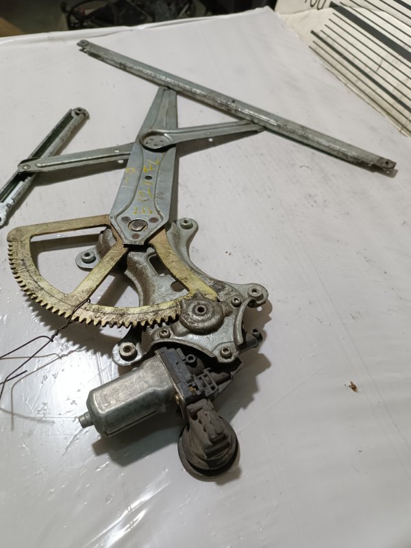 Стеклоподъемный механизм, 1000 рублей, Пешки