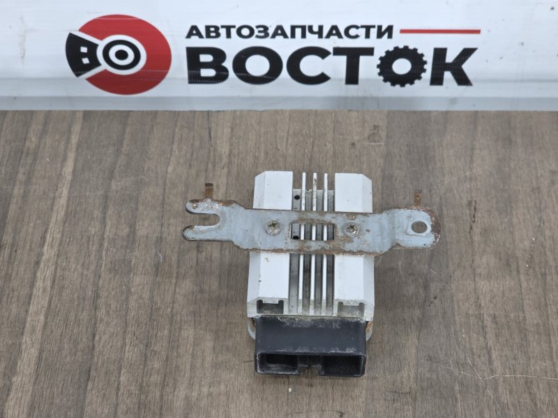 Блок управления топливным насосом, 2000 рублей, Пешки