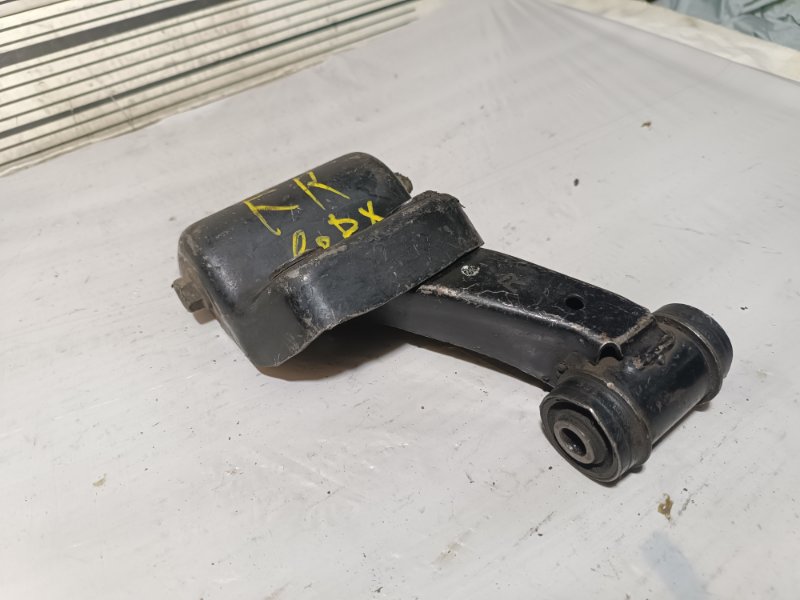 Рычаг верхний, 1500 рублей, Пешки