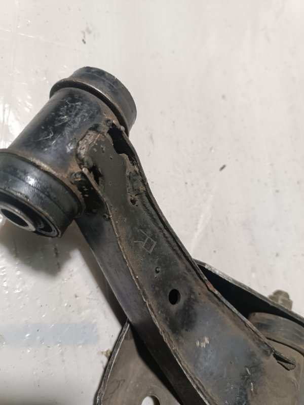 Рычаг верхний, 1500 рублей, Пешки