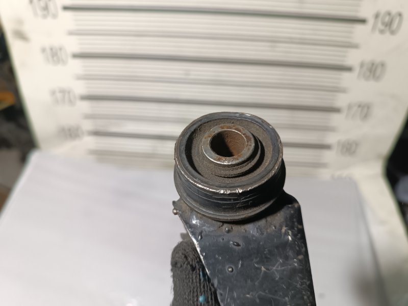 Рычаг верхний, 1500 рублей, Пешки