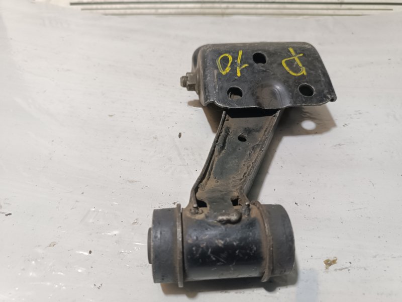 Рычаг верхний, 1500 рублей, Пешки