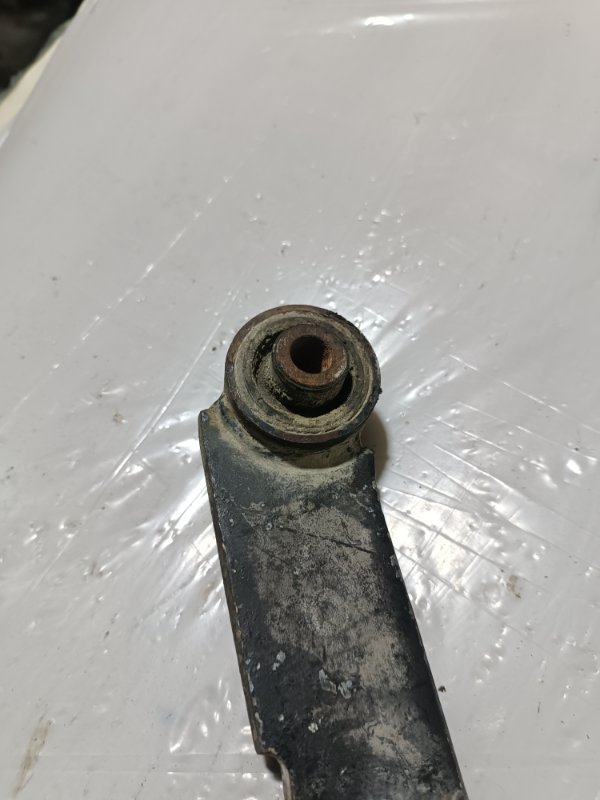 Рычаг верхний, 1500 рублей, Пешки