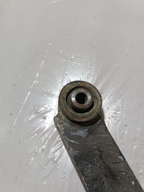 Рычаг верхний, 1500 рублей, Пешки