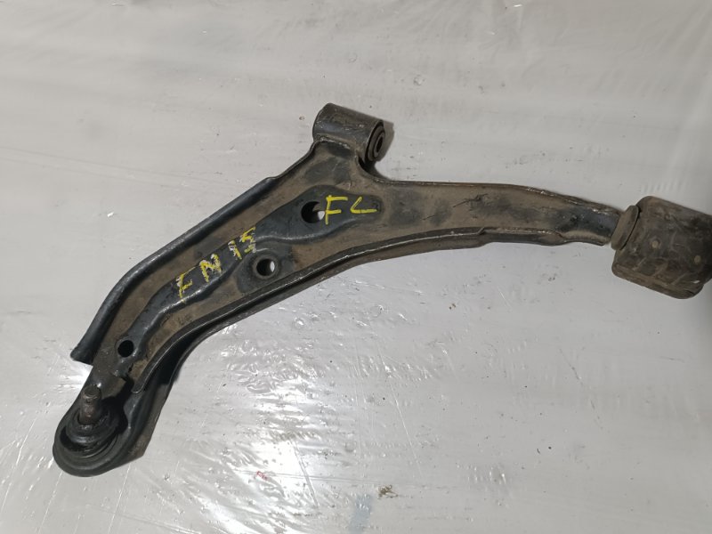 Рычаг нижний, 2000 рублей, Пешки