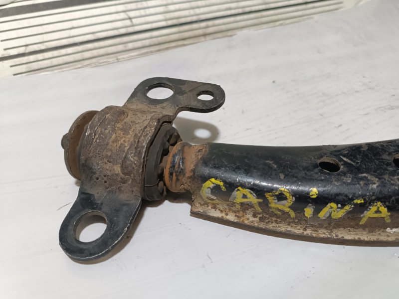 Рычаг нижний, 2000 рублей, Пешки