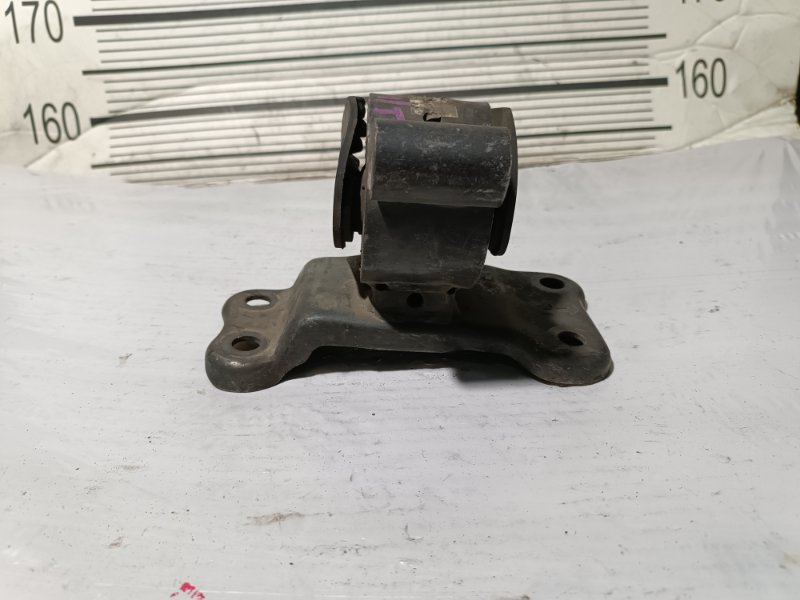 Подушка двигателя, 5000 рублей, Пешки