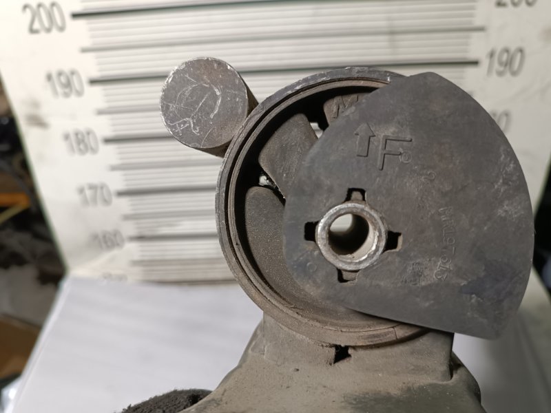 Подушка двигателя, 5000 рублей, Пешки