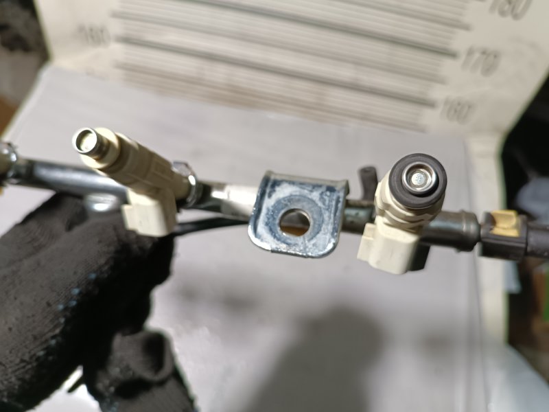 Форсунка топливная, 2000 рублей, Пешки