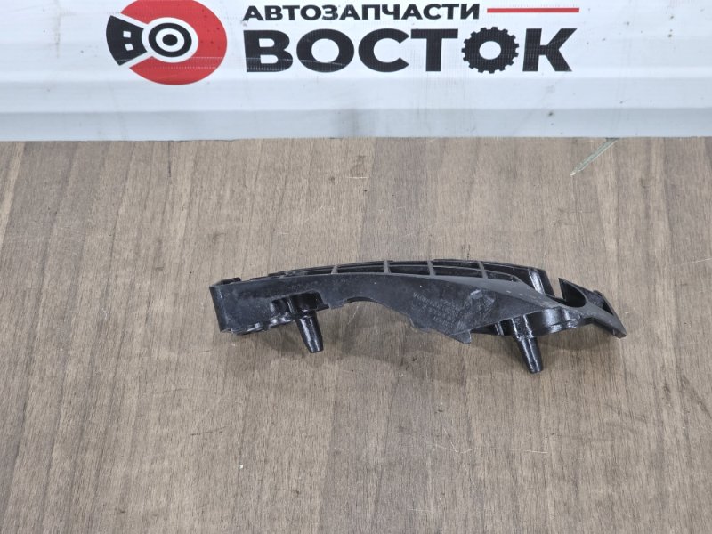 Кронштейн решетки радиатора, 1000 рублей, Пешки