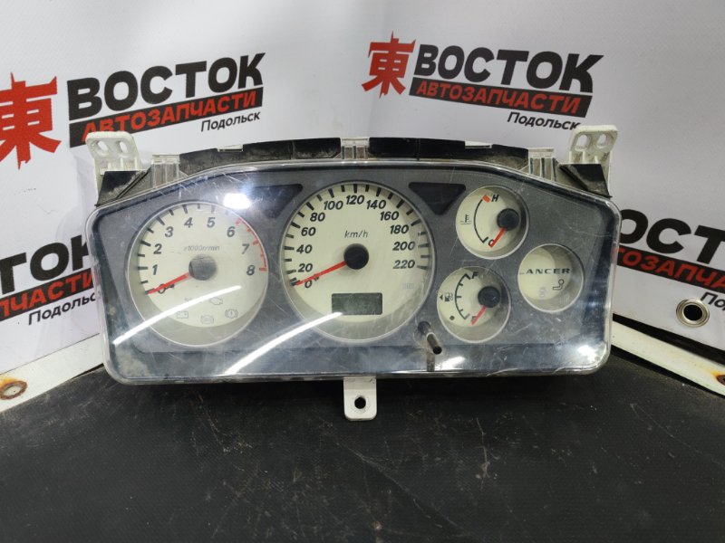 Панель приборов, 2000 рублей, Пешки