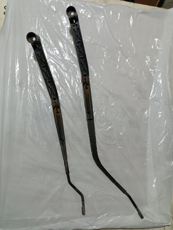 Поводок стеклоочистителя, 2000 рублей, Пешки