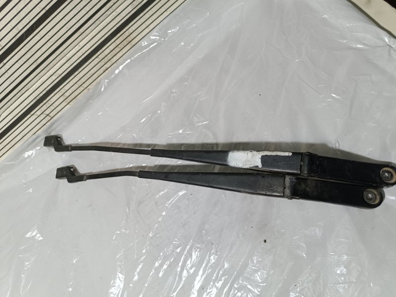 Поводок стеклоочистителя, 2500 рублей, Пешки