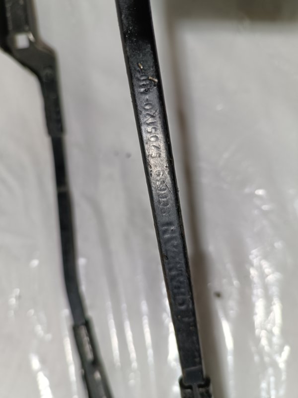 Поводок стеклоочистителя, 2500 рублей, Пешки