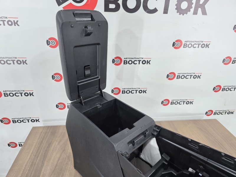 Подлокотник, 8000 рублей, Пешки