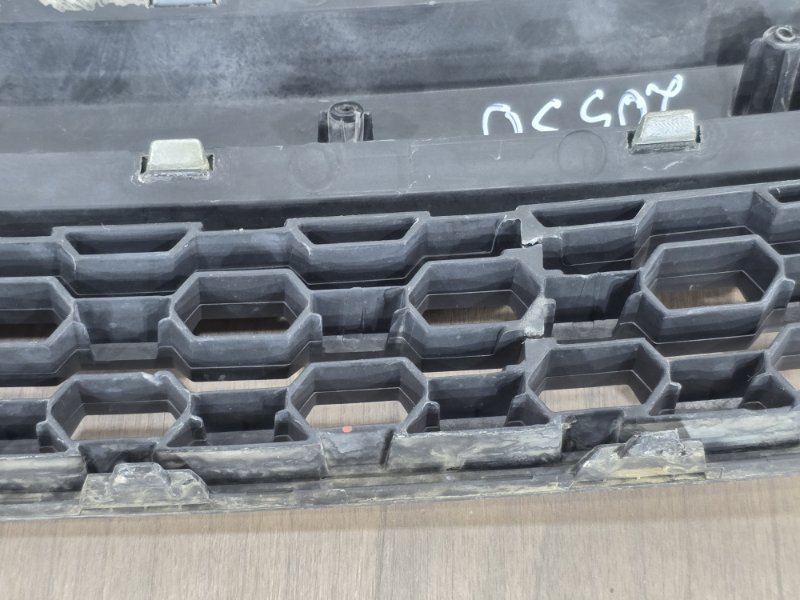 Решетка радиатора, 1000 рублей, Пешки